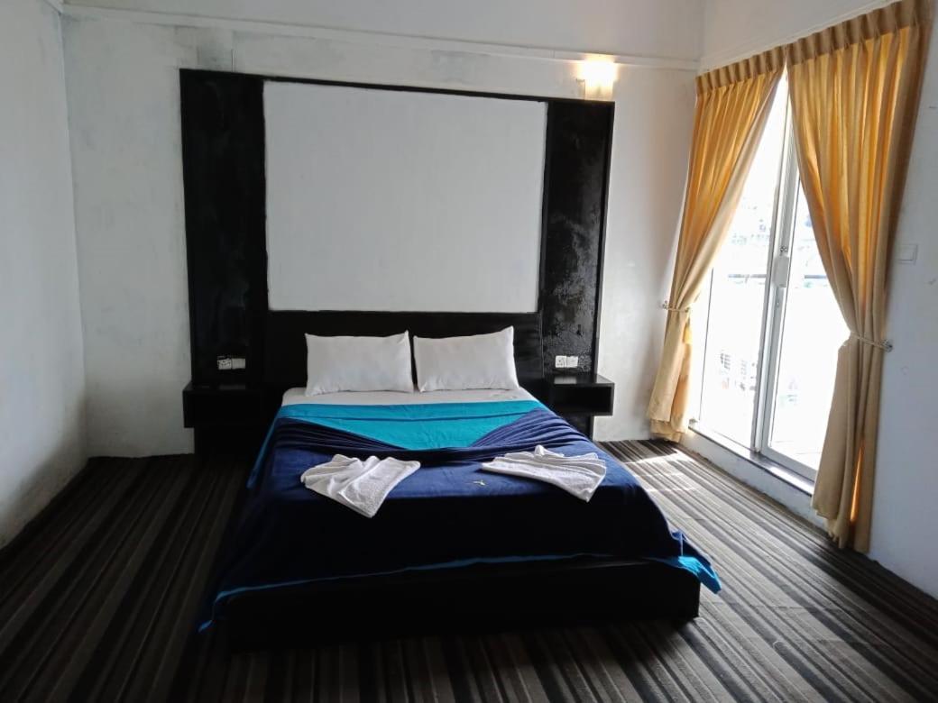 Nuwaraeliya H2O Lakeside Nuwara Eliya Bagian luar foto