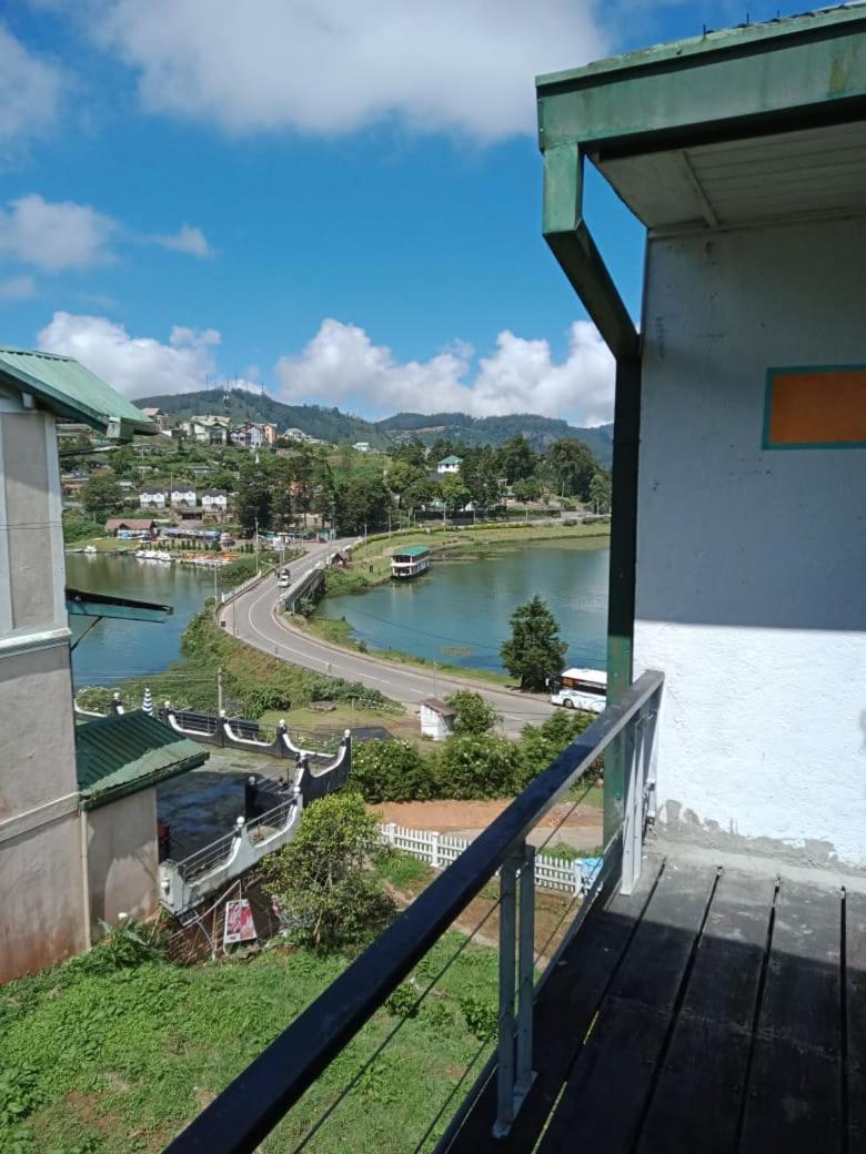 Nuwaraeliya H2O Lakeside Nuwara Eliya Bagian luar foto
